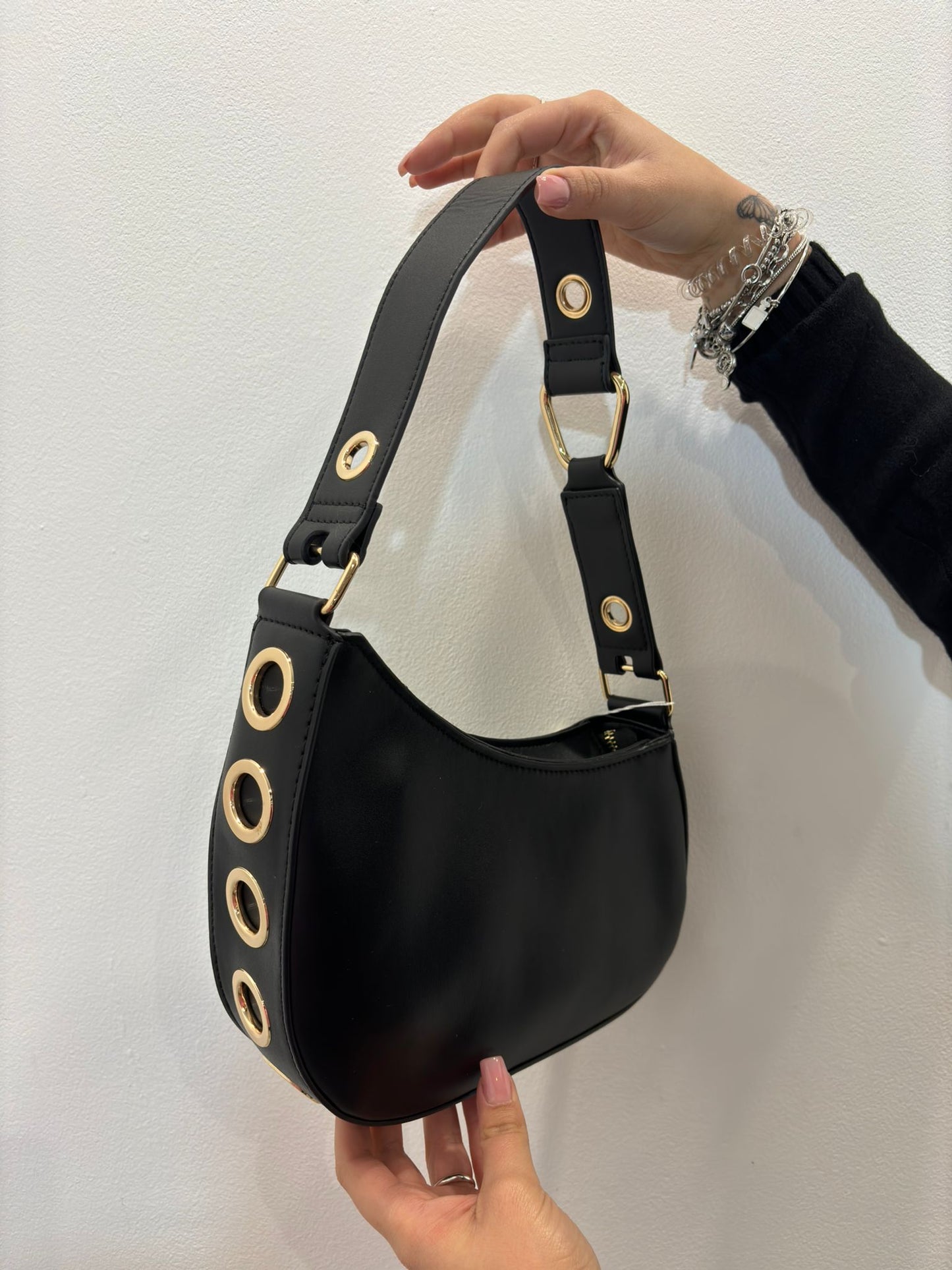 Borsa Sara nera