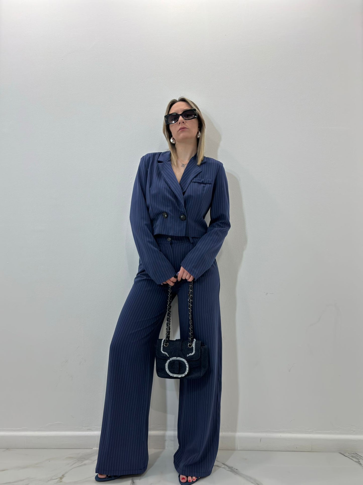 Mini tailleur gessato blù