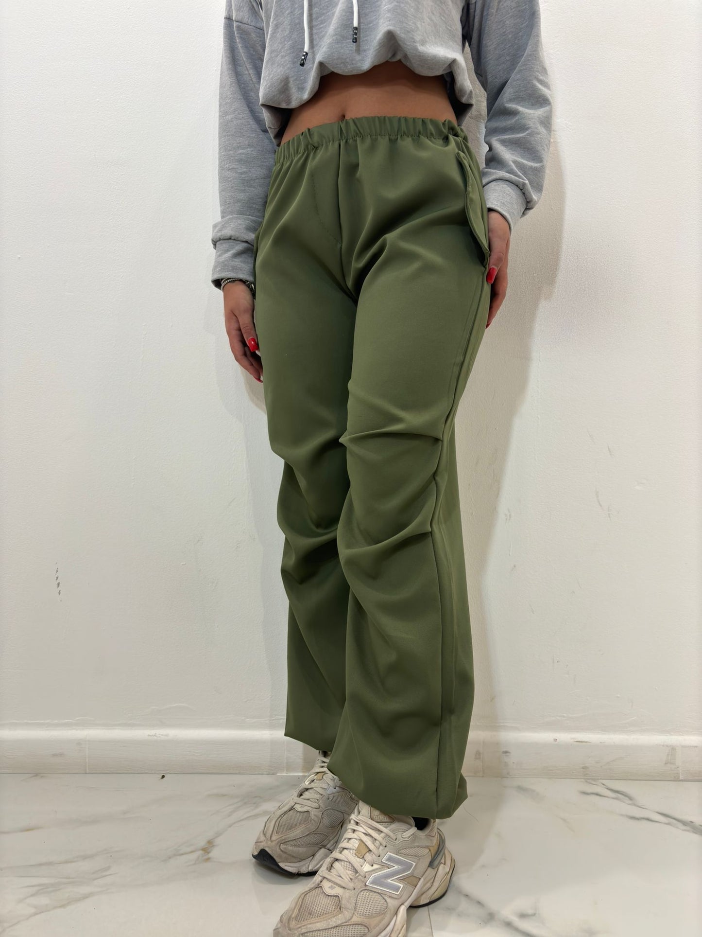 Pantalone paracadute verde